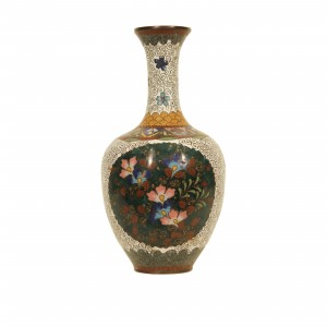 A Chinese cloisonné enamel vase