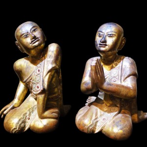 Wooden Mandalay kneeling disciples