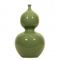 A Chinese porcelain monochrome green glazed double gourd vase 